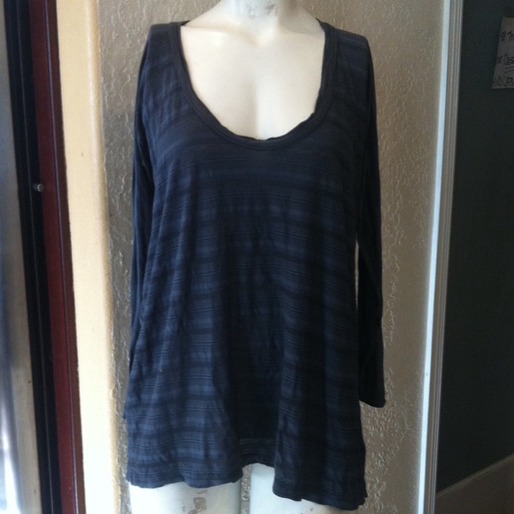 James Perse Tops - James pearse long sleeve top James Perse Tops - James pearse long sleeve top